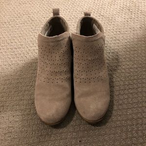 TOMS Taupe Booties | sz 7 | Suede and Canvas